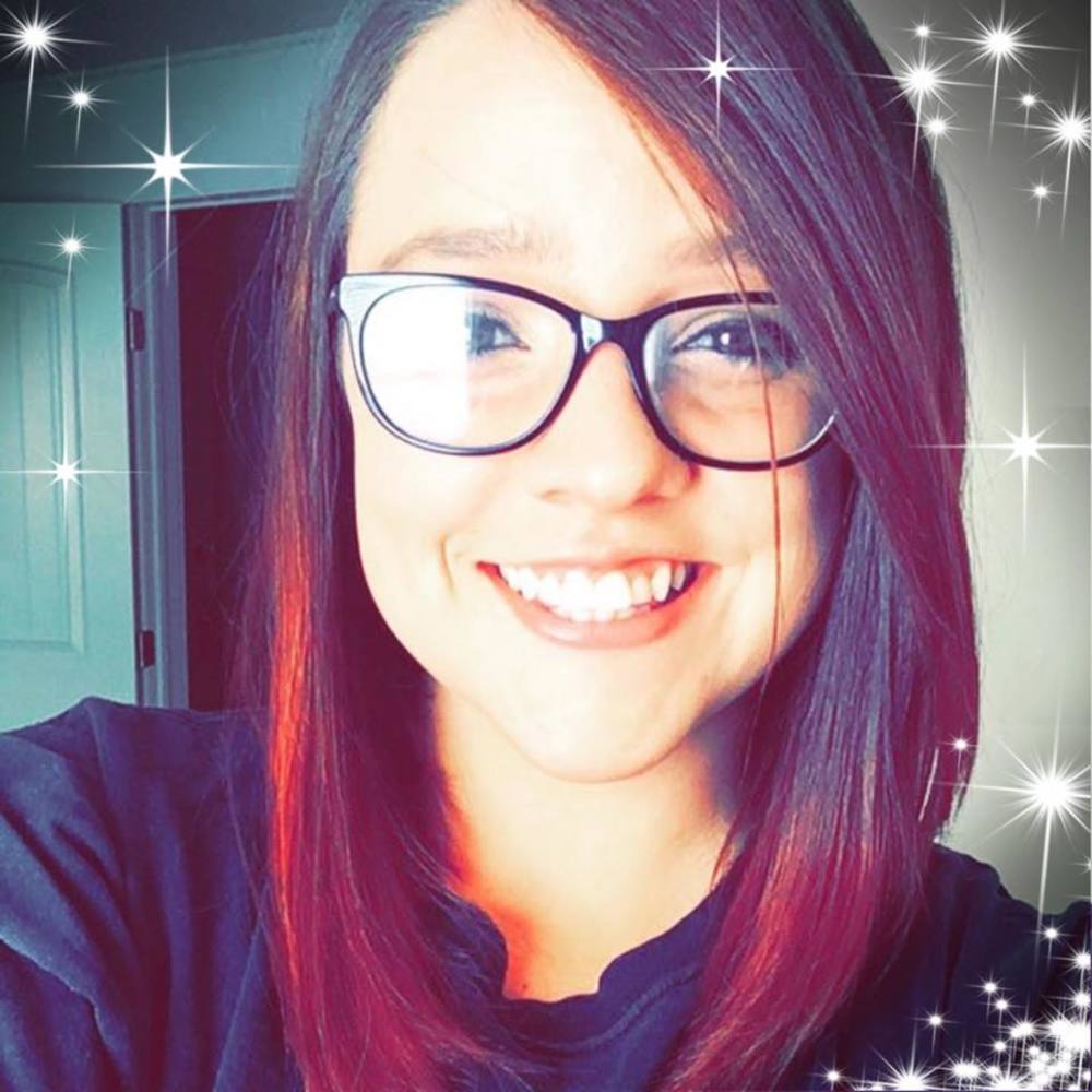 Meet your Posher, Hannah